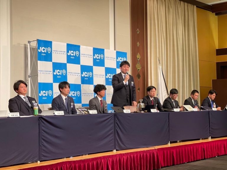 LINE_ALBUM_第3回　会員会議所会議_241224_3